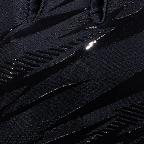 PHENOM • Phenom Elite Black Football Gloves - VPS4 - Pro Label Edition - Picture 4 of 4